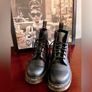 Classic Dr. Martens 1460